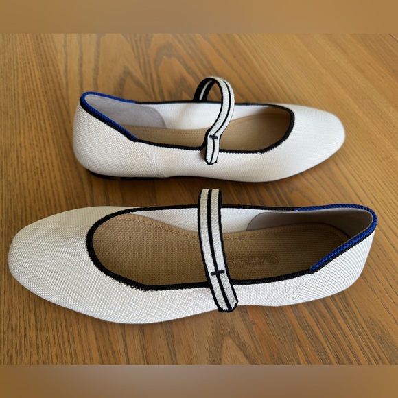 Mary Jane Rothy’s - Picture 5 of 5